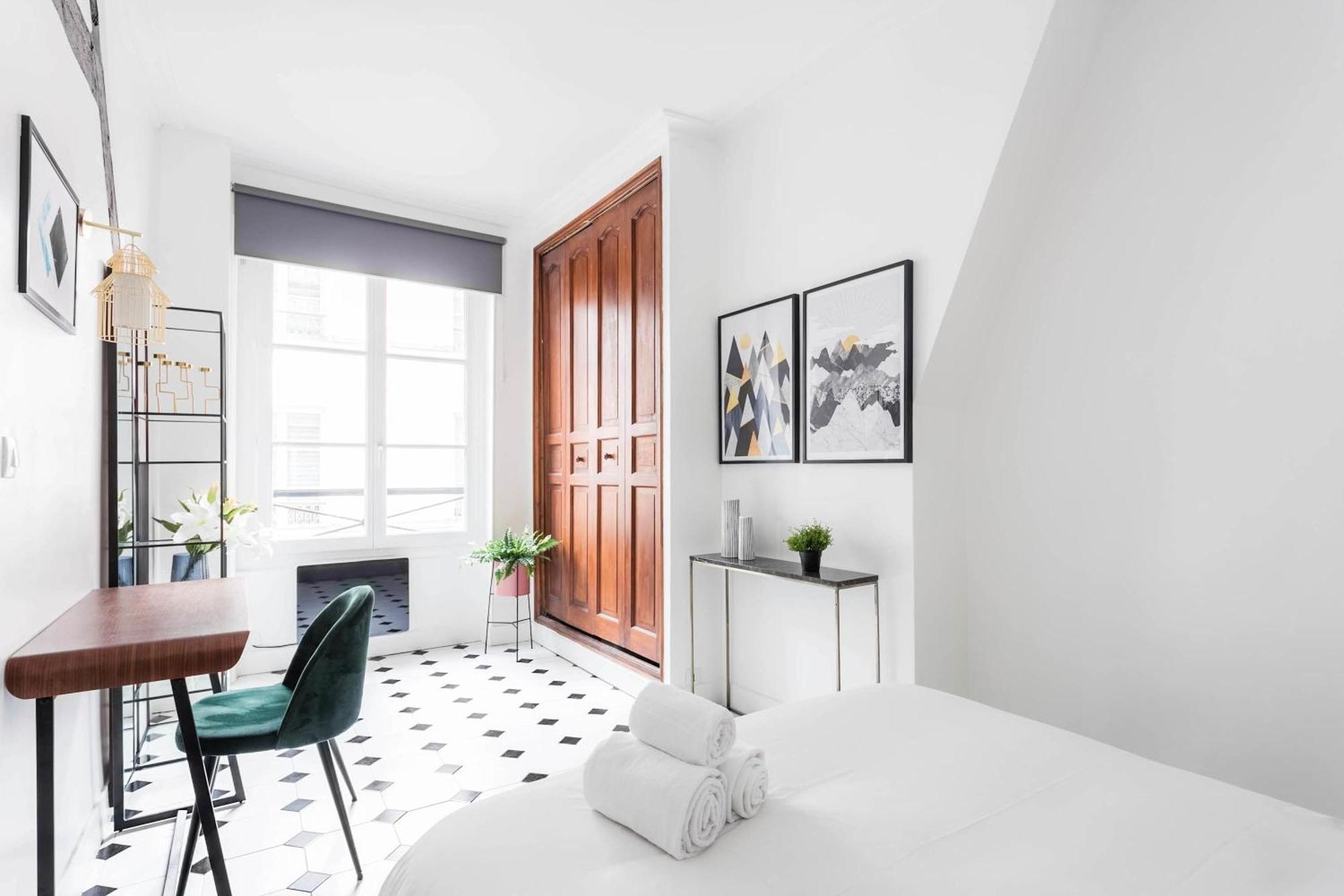 Bnbnova - Le Marais - 1r Appartement Parijs